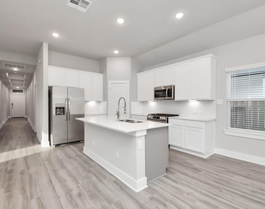 7510 Terramar Bay Lane - Photo Thumbnail 3