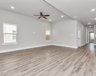 21003 Bay Village Drive - Photo Thumbnail 4