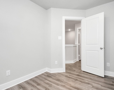 21047 Bay Village Drive - Photo Thumbnail 15