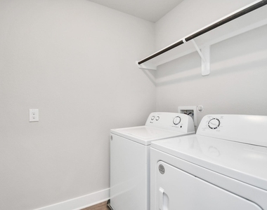 21047 Bay Village Drive - Photo Thumbnail 16