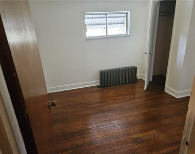 537 6th St - Photo Thumbnail 32