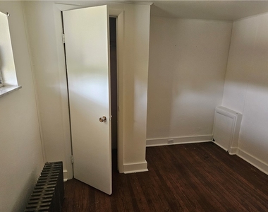 537 6th St - Photo Thumbnail 34