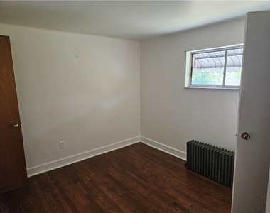 537 6th St - Photo Thumbnail 35
