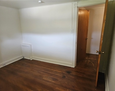 537 6th St - Photo Thumbnail 33