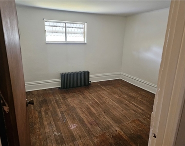 537 6th St - Photo Thumbnail 18