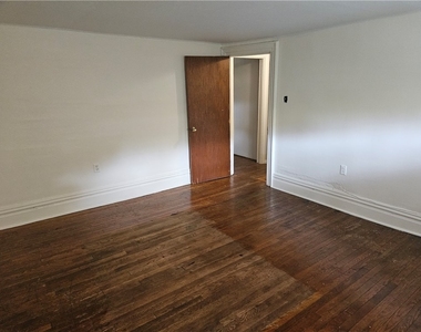 537 6th St - Photo Thumbnail 23