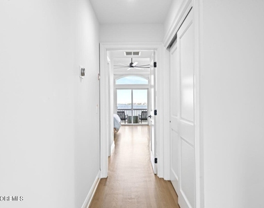 1 Pershing Boulevard - Photo Thumbnail 31