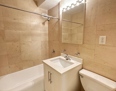 435 East 79th Street - Photo Thumbnail 3