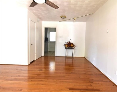 11332 Flamingo Lane - Photo Thumbnail 3