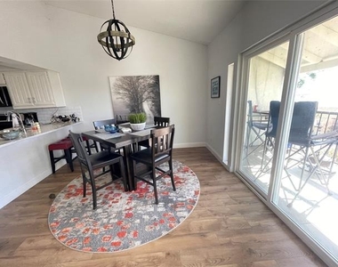 3805 Mediterranean Street - Photo Thumbnail 10