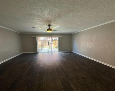 4335 Cedar Springs Road - Photo Thumbnail 6