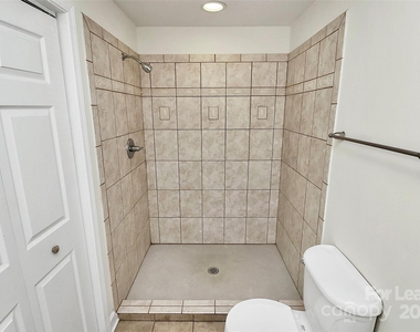 1005 Rainbow Drive - Photo Thumbnail 23