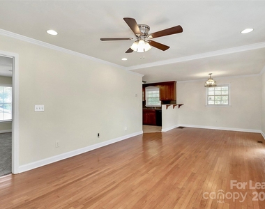 1005 Rainbow Drive - Photo Thumbnail 9