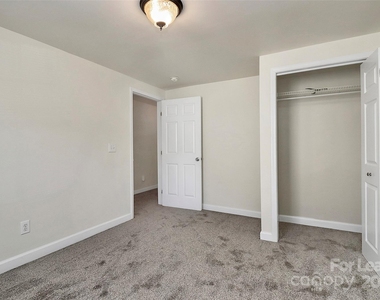 1005 Rainbow Drive - Photo Thumbnail 25