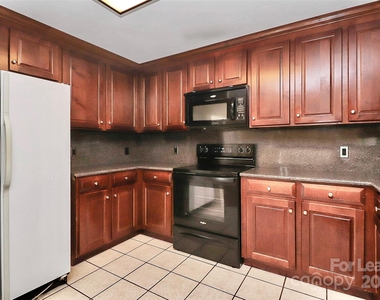 1005 Rainbow Drive - Photo Thumbnail 13