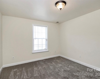 1005 Rainbow Drive - Photo Thumbnail 24