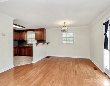 1005 Rainbow Drive - Photo Thumbnail 11