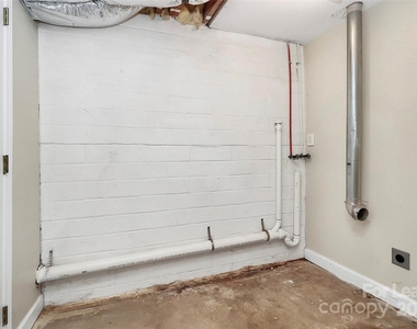 1005 Rainbow Drive - Photo Thumbnail 30
