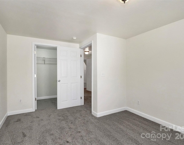 1005 Rainbow Drive - Photo Thumbnail 28