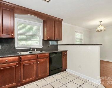 1005 Rainbow Drive - Photo Thumbnail 15