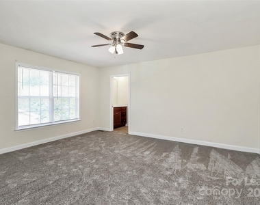 1005 Rainbow Drive - Photo Thumbnail 16