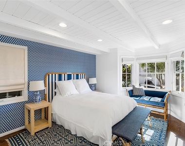 806 Emerald Bay - Photo Thumbnail 20