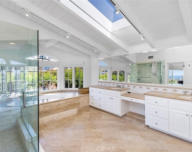806 Emerald Bay - Photo Thumbnail 18