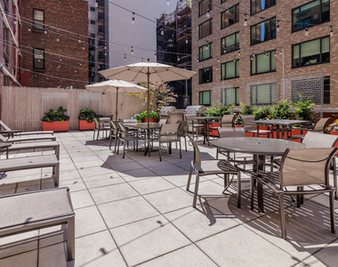 180 Montague St. - Photo Thumbnail 7