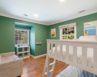 44 Midhampton Avenue - Photo Thumbnail 20