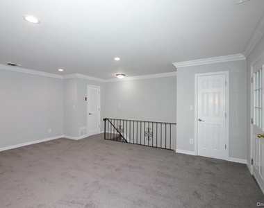 111 College Road - Photo Thumbnail 4