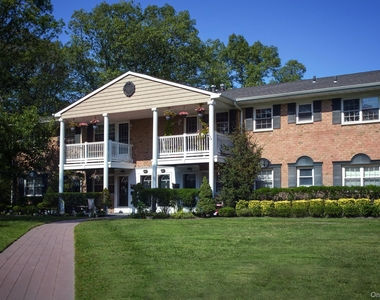 111 College Road - Photo Thumbnail 1