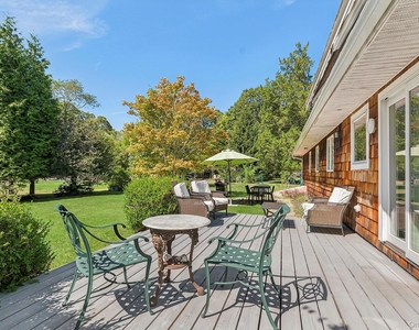 35 Bayberry Lane - Photo Thumbnail 4