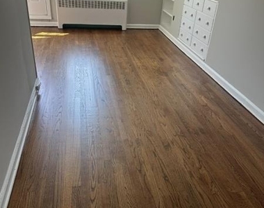 45 N Lakeside Drive - Photo Thumbnail 8