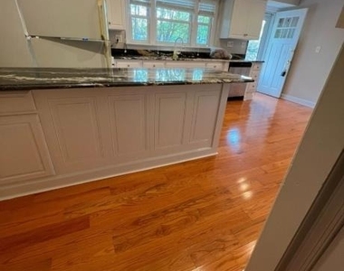 45 N Lakeside Drive - Photo Thumbnail 1