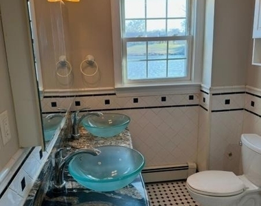 45 N Lakeside Drive - Photo Thumbnail 3