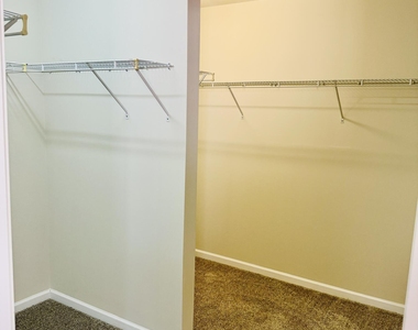 2902 Framer Lane - Photo Thumbnail 26