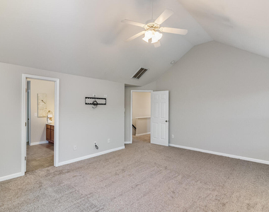 2902 Framer Lane - Photo Thumbnail 21