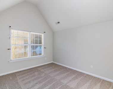 2902 Framer Lane - Photo Thumbnail 31