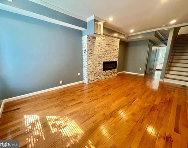 1904 Bank Street - Photo Thumbnail 1
