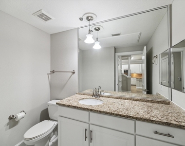 5353 Memorial Drive - Photo Thumbnail 9