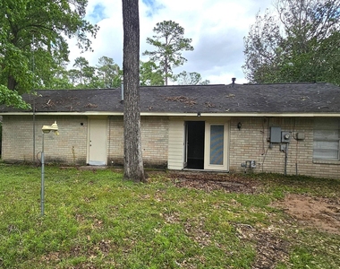 3303 Roaming Woods Lane - Photo Thumbnail 15