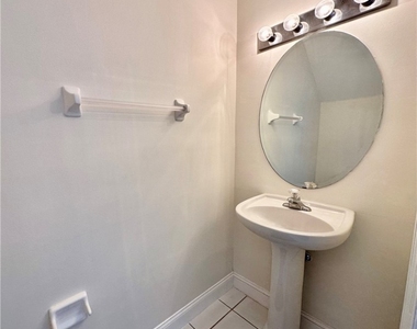 3627 Pine Oak Circle - Photo Thumbnail 37