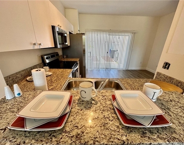 3627 Pine Oak Circle - Photo Thumbnail 16