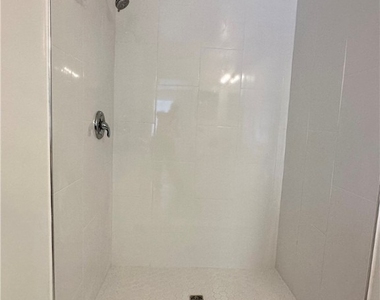 3627 Pine Oak Circle - Photo Thumbnail 30
