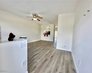 3627 Pine Oak Circle - Photo Thumbnail 10