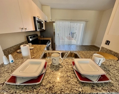 3627 Pine Oak Circle - Photo Thumbnail 13