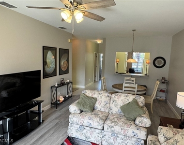 14970 Vista View Way - Photo Thumbnail 6