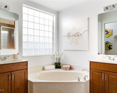 982 Tivoli Court - Photo Thumbnail 27