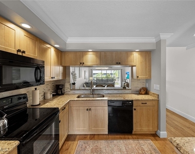 1150 Yesica Ann Circle - Photo Thumbnail 5