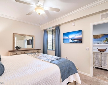 17991 Bonita National Boulevard - Photo Thumbnail 13